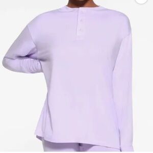 NWOT SKIMS Boyfriend Henley Long Sleeve XS Lilac